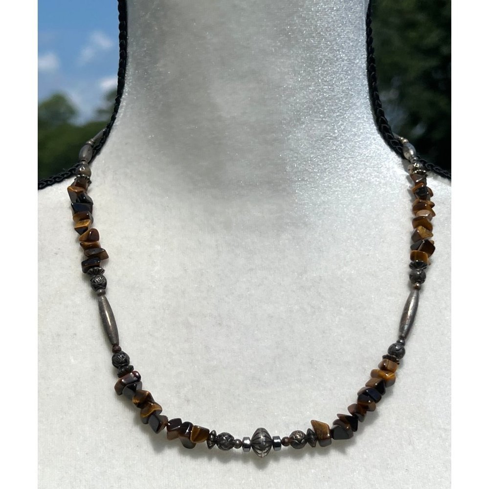 Tiger Eye and Silver Plated Necklace -- 20"